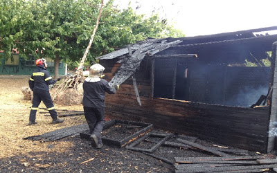 Κάηκε το σπίτι του Αϊ Βασίλη στη Στυλίδα [video] - Φωτογραφία 4