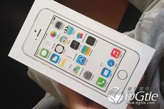 Οι πρώτες εικόνες του iphone 5S στο κουτί του