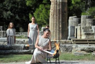 Ηλεία: Παρουσία του Τόμας Μπαχ η αφή της Ολυμπιακής Φλόγας στην Αρχαία Ολυμπία - Φωτογραφία 1