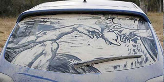 PHOTO GALLERY: Απίστευτα έργα τέχνης σε σκονισμένα αυτοκίνητα - Φωτογραφία 16