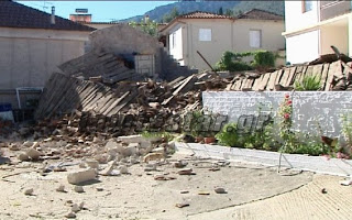 Λέκκας: Δεν περιμένουμε μεγαλύτερο σεισμό - Με ζημιές το 93% των σπιτιών στο Ρεγγίνι - Φωτογραφία 1