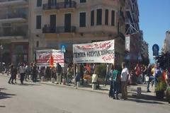 Σε εξέλιξη οι συγκεντρώσεις διαμαρτυρίας στο κέντρο της Θεσσαλονίκης