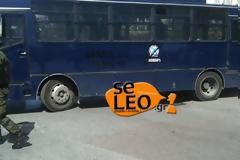 Έγραψαν σύνθημα κατά της Χρυσής Αυγής πάνω σε κλούβα των ΜΑΤ!(ΦΩΤΟ)
