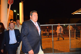 Δήλωση του πρόεδρου των Ανεξάρτητων Ελλήνων Πάνου Καμένου κατά την έξοδο του από το νοσοκομείο μετά την προβοκατόρικη επίθεση σε βάρος του - Φωτογραφία 1