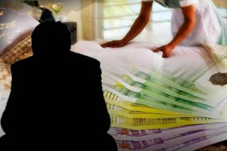 Ναύπακτος: Η οικιακή βοηθόςάρπαξε 400.000 ευρώ από τον 50χρονο εργοδότη της - Φωτογραφία 1