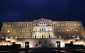 Η Ελλάδα βυθίζεται στο χάος - Πολιτική αποσταθεροποίηση προ των πυλών