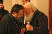 Αρχιεπίσκοπος Ιερώνυμος και Μεσσηνίας Χρυσόστομος καταδικάζουν τα έκτρωπα...!!! - Φωτογραφία 1