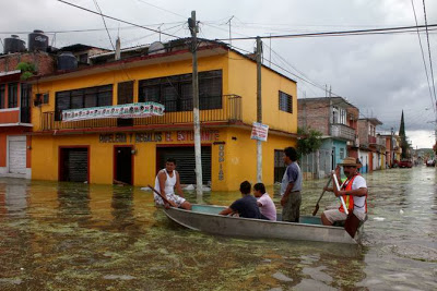 Μεξικό: Τουλάχιστον 160 νεκροί και αγνοούμενοι από τις πλημμύρες - Φωτογραφία 2