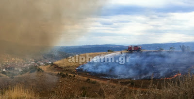 Καστοριά: Μεγάλη φωτιά στον Άγιο Χαράλαμπο - Φωτογραφία 4