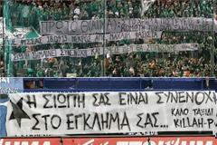 Πανό για τη δολοφονία του Παύλου Φύσσα σε Λεωφόρο και Περιστέρι