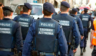 Ευρύτατη έρευνα της  ΕΛΑΣ σχετικά με τα καταγγελόμενα στον τύπο για ενεργό εμπλοκή αστυνομικών στη Χρυσή Αυγή - Φωτογραφία 1