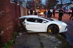 Απίστευτο ατύχημα με Lamborghini που κόπηκε στα δύο!