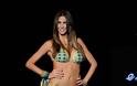 Η Melissa Satta με Emamo bikini στο Fashion show του Μιλάνο