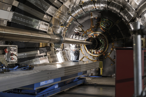 Η Ρωσία στο CERN - Φωτογραφία 1