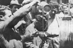 1943: Έλληνες μαυραγορίτες σε μία Ελλάδα χωρισμένη και προδομένη.