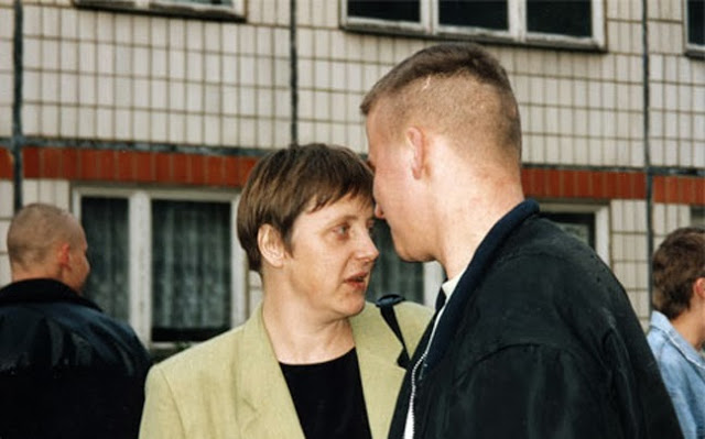 Όταν η Μέρκελ βρέθηκε σε δραστηριότητα νεοναζί - Φωτογραφία 3