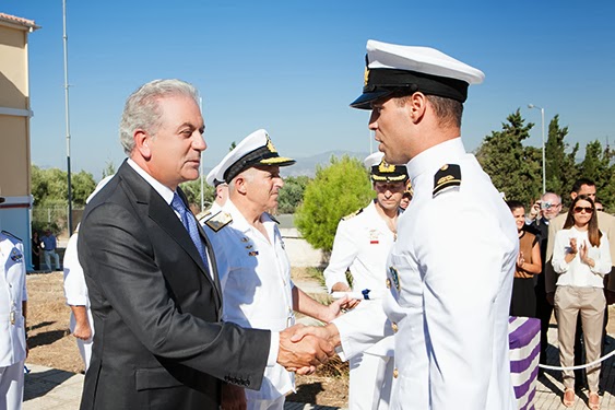 Φωτό από την επίσκεψη Αβραμόπουλου στη Διοίκηση Υποβρυχίων Καταστροφών (ΔΥΚ) - Φωτογραφία 3