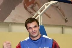 Real - Life Hulk έχει το μεγαλύτερο χέρι που έχετε δει ποτέ! [video]