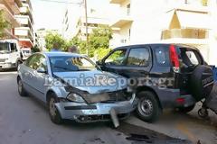 Λαμία: Τροχαίο με τραυματία σε διασταύρωση μέσα στην πόλη