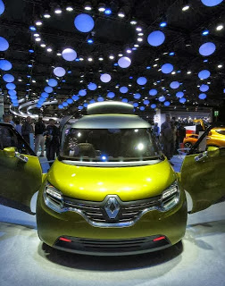 Η νέα σχεδιαστική ταυτότητα της Renault - Photos - Φωτογραφία 12