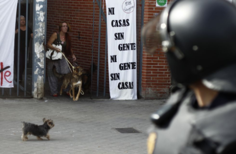 Ισπανία: Εξώσεις και αυτοκτονίες στο δήμο της Μαδρίτης (Φωτογραφίες) - Φωτογραφία 6