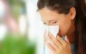 Γιατί απαγορεύεται να πνίγετε το φτέρνισμα – Τι μπορεί να πάθετε αν κλείνετε τη μύτη σας