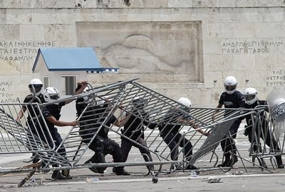 Αυτό δεν είναι φασισμός κύριοι κυβερνώντες; - Φωτογραφία 12