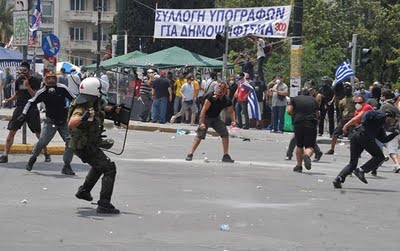 Αυτό δεν είναι φασισμός κύριοι κυβερνώντες; - Φωτογραφία 13