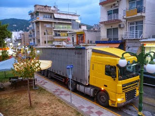 Βούλγαρος φορτηγατζής προκάλεσε πανικό στο κέντρο της Ξάνθης - Φωτογραφία 1