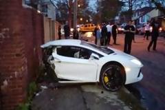 Απίστευτο ατύχημα με Lamborghini που κόπηκε στα δύο! [video]