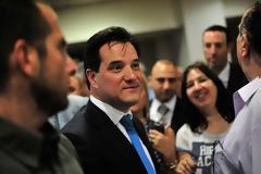 Αυτή είναι η δημοσιονομική προσαρμογή που εφαρμόζει ο κύριος Γεωργιάδης!