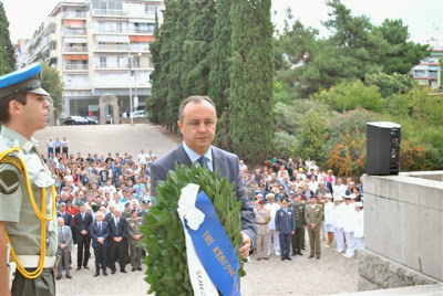 Στο διοικητήριο ο Σέρβος υπουργός πολιτισμού και ο υπουργός εργασίας της σερβικης δημοκρατίας της Βοσνίας - Ερζεγοβίνης - Φωτογραφία 2