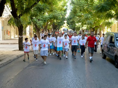 Πάτρα: Ζέσταναν την πόλη οι λαμπαδηδρόμοι του Συλλόγου Εθελοντών Αιμοδοτών Χαλανδρίτσας – ΔΕΙΤΕ ΦΩΤΟ - Φωτογραφία 4