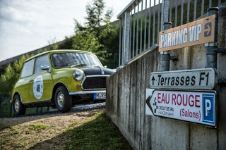 Επιστροφή στη δεκαετία του '70 με το κλασικό Mini του Mr. Bean - Φωτογραφία 4