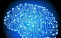 Στίβεν Χόκινγκ: Αν ο ανθρώπινος εγκέφαλος συνδεθεί με υπολογιστή η τεχνολογία θα μας χαρίσει αιώνια ζωή