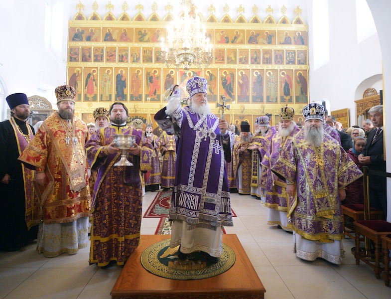 Βυζαντινή μεγαλοπρέπεια -  Η Ύψωση του Τιμίου Σταυρού στη Μόσχα (ΦΩΤΟ + ΒΙΝΤΕΟ)...!!! - Φωτογραφία 6