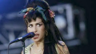 ΣΟΚΑΡΙΣΤΙΚΕΣ ΕΙΚΟΝΕΣ: H Amy Winehouse υπέφερε από βακτηριακή μόλυνση - Φωτογραφία 1