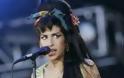 ΣΟΚΑΡΙΣΤΙΚΕΣ ΕΙΚΟΝΕΣ: H Amy Winehouse υπέφερε από βακτηριακή μόλυνση