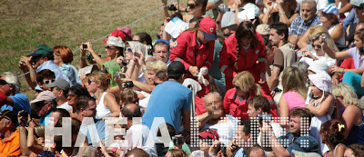 Ντρόπιασαν την Ολυμπία από... υπερβάλλοντα ζήλο - Λιποθυμίες πολιτών στο αρχαίο στάδιο γιατί η Αστυνομία τους απαγόρευσε το νερό! - Φωτογραφία 2