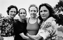 4 αδελφές φωτογραφήθηκαν κάθε χρόνο επι 36 χρόνια - Φωτογραφία 28