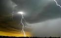 Στο μάτι της καταιγίδας η Πάτρα - Θυελλώδεις άνεμοι και ισχυρή νεροποντή - Φωτογραφία 1