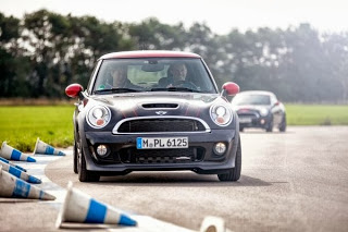 MINI Driving Experience - Φωτογραφία 9