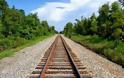 ΣΟΚ: Έκαναν σεξ πάνω σε σιδηροδρομική γραμμή - Σκοτώθηκε η γυναίκα