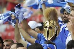 Γαλάζια Στρατιά: Ο εθνικιστικός σύνδεσμος του Παναγιώταρου στα γήπεδα που έκανε επιθέσεις σε Αλβανούς