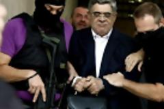Χρυσή Αυγή / Μιχαλολιάκος-Παππάς ζήτησαν να πάνε στη Βουλή...!!!
