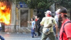 Α. Βγόντζας: Ξέρουμε τους δολοφόνους της Marfin... - Φωτογραφία 2