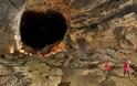 Δείτε τη σπηλιά στην Κίνα που θεωρείται θαύμα της φύσης
