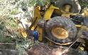 Πάτρα: Παραλίγο τραγωδία στο Σαραβάλι - Ανετράπη σκαπτικό μηχάνημα - Καλά στην υγεία του ο οδηγός - Δείτε φωτο - Φωτογραφία 2