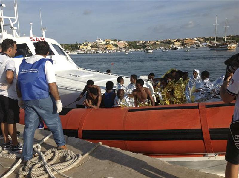 Εκατοντάδες οι νεκροί - Ημέρα πένθους στην Ιταλία για την πολύνεκρη τραγωδία με θύματα μετανάστες - Φωτογραφία 3