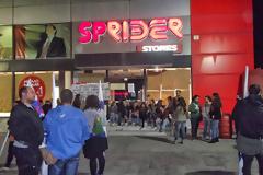 Στον αέρα οι εργαζόμενοι - Διαμαρτυρήθηκαν έξω απο τα Sprider Stores
